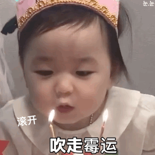 4岁女孩活成“乡镇女老板”,13万网友惊叹:这神态,一般人模仿不来