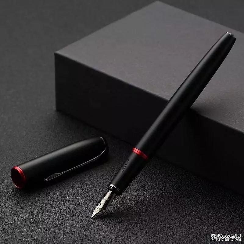 5款好用不贵的高颜值钢笔!书写无比顺滑,不断墨,给孩子纯粹的写字快感